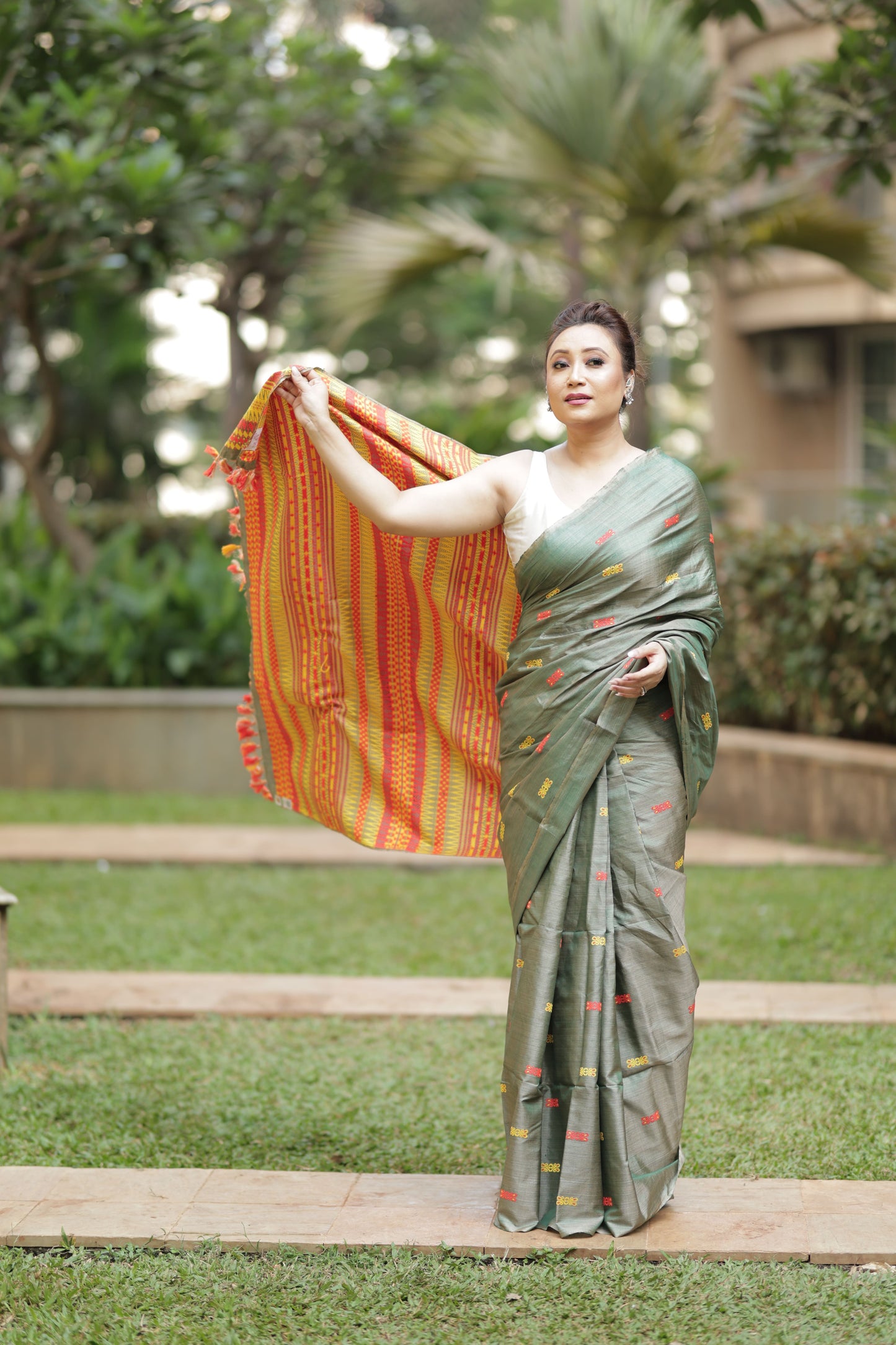 Olive Gold Radiance - Tussar X Mulberry Silk