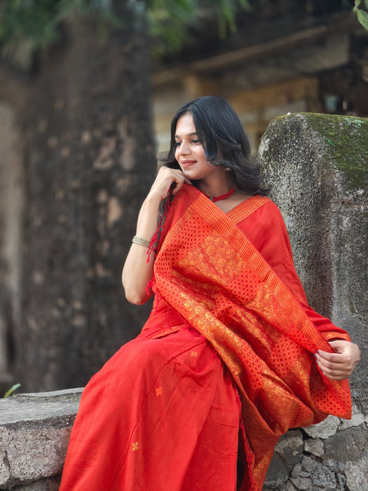 Kaaya Red | Handwoven Cotton Saree with GOLDEN ZARI WORK