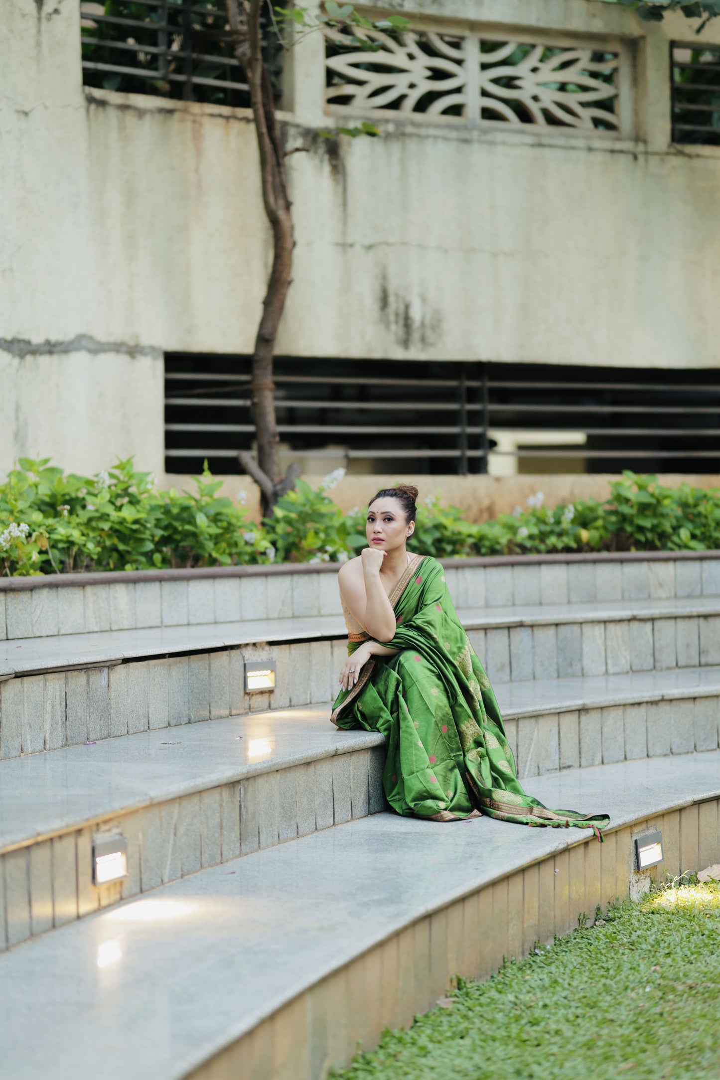 Verdant Charm: Contemporary Modal-Mulberry Silk Saree with Floral Whispers