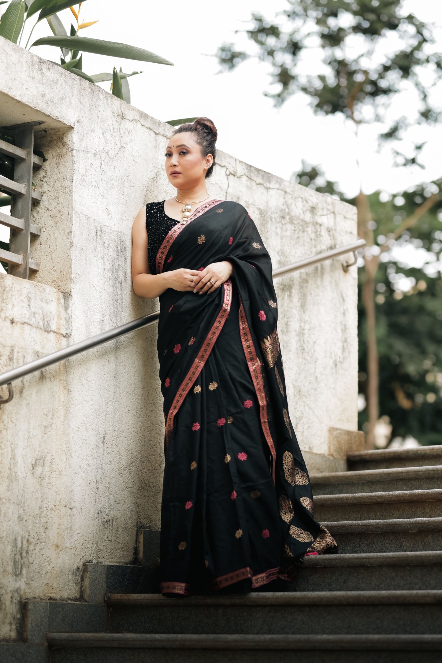 Plum Haze: Contemporary Modal-Mulberry Silk Saree with Floral Weave