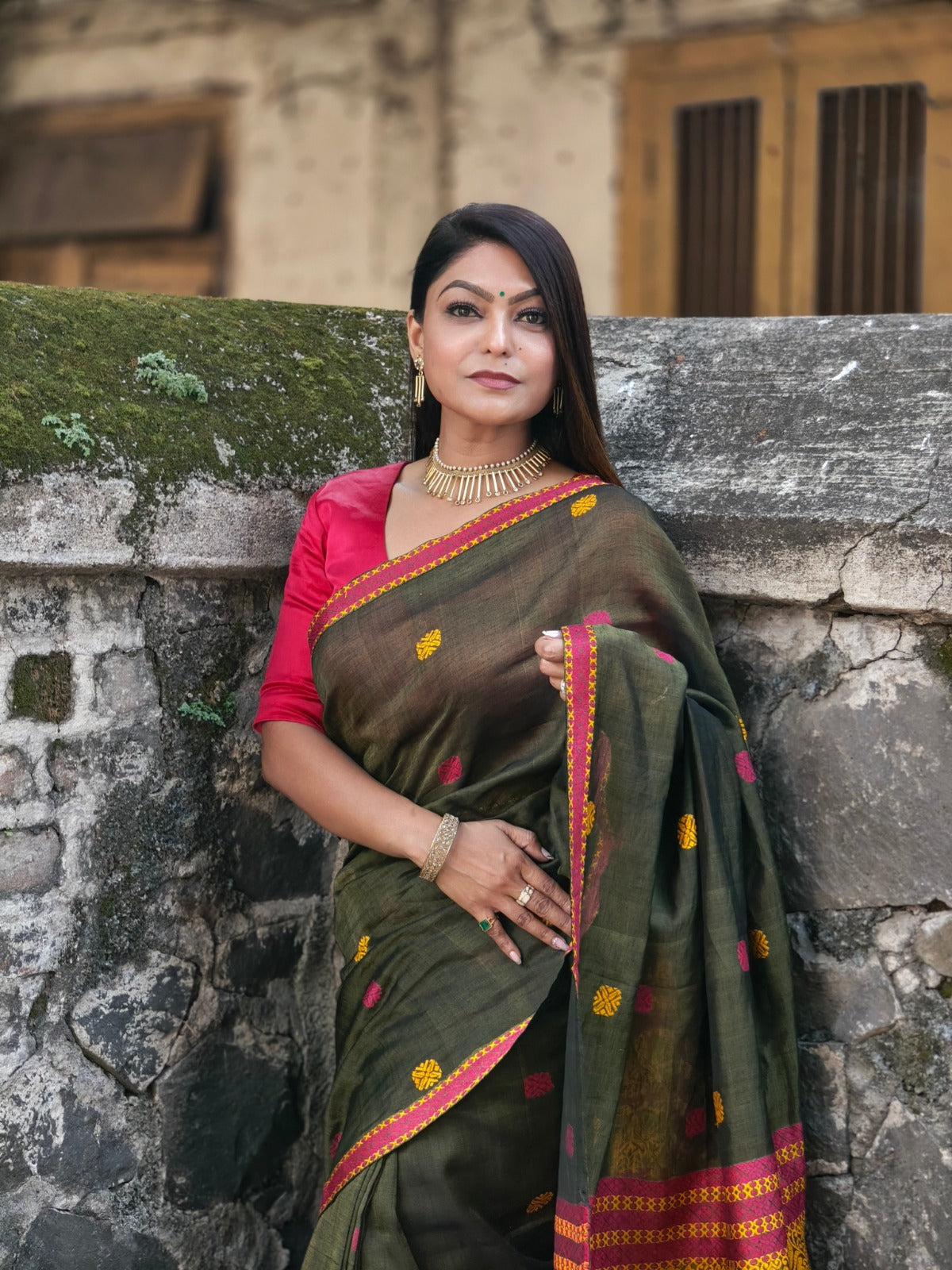 Kaaya Green | Handwoven Cotton–Raw Silk Blend Saree