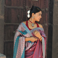 Kaaya Crimson Red – Dual Tone | Handwoven Cotton–Raw Silk Blend Saree
