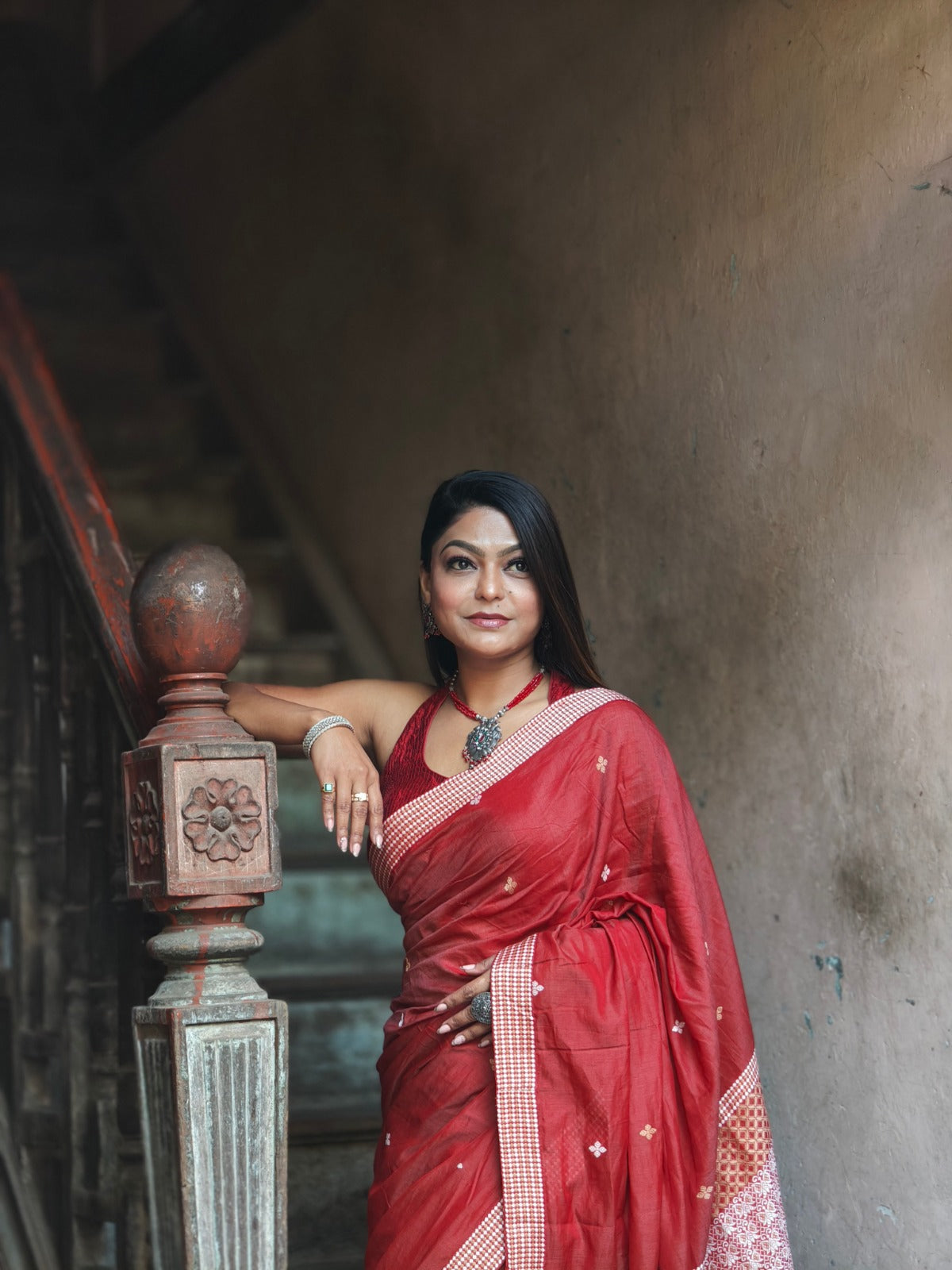 Kaaya Red | Handwoven Cotton Raw Silk Blend Saree
